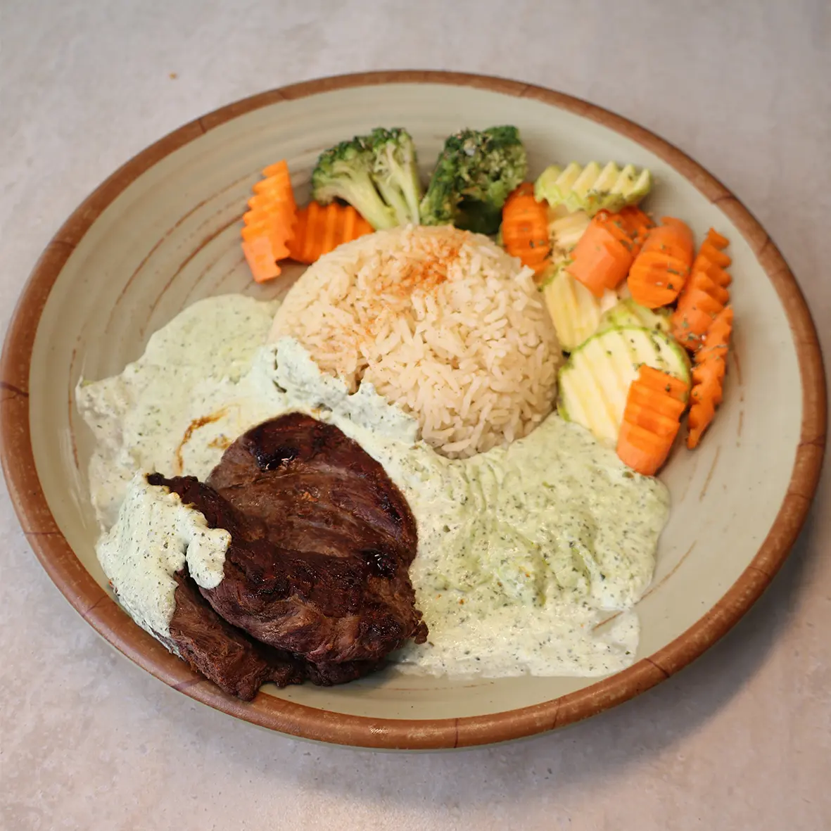 Pesto Steak / Rice / Sautéed Vegetables / 700g